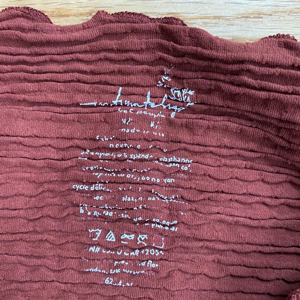 NWOT Free People textured long sleeve crop - Picture 7 of 8